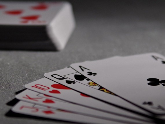 22年 2人で盛り上がるトランプゲームおすすめ14選 心理戦や駆け引きが楽しめる Casino Lobby カジノロビー