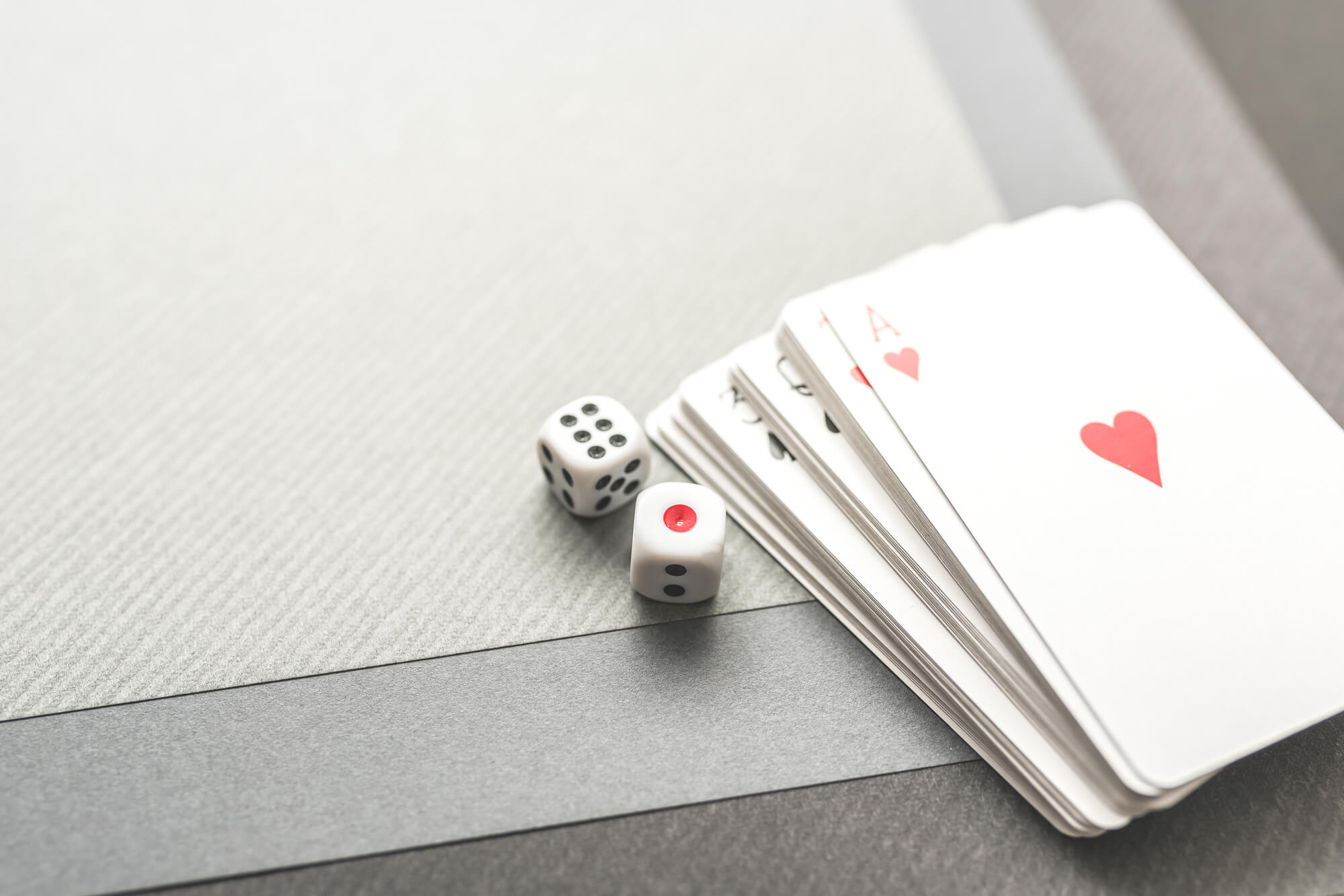 22年 2人で盛り上がるトランプゲームおすすめ14選 心理戦や駆け引きが楽しめる Casino Lobby カジノロビー