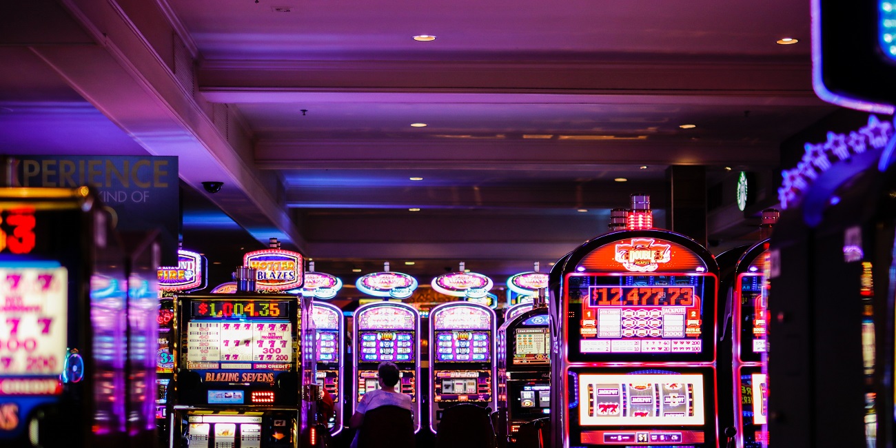 【インターネットカジノ】インカジって違法賭博で危険！？安全なオンラインカジノを紹介 | CASINO LOBBY（カジノロビー）