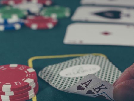 【必見】ポーカーのプロになる方法を徹底解説！日本・世界のプロランキングも総まとめ