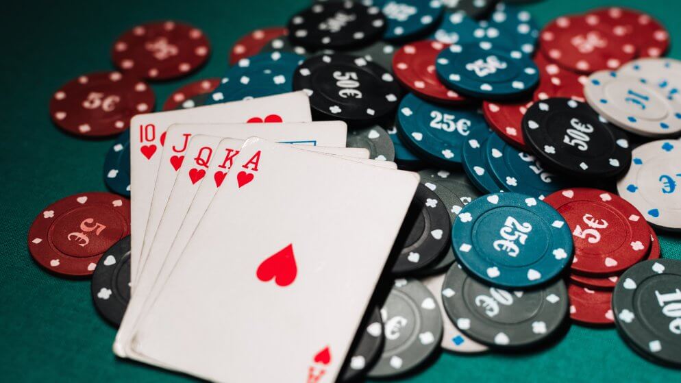 【10ユニット法】ローリスクでカジノで勝ち続けられる攻略法を紹介！