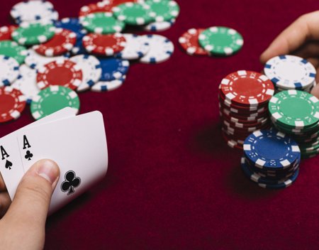【ポーカー】オールインの意味とは！？やり方・計算方法・戦略を徹底解説！